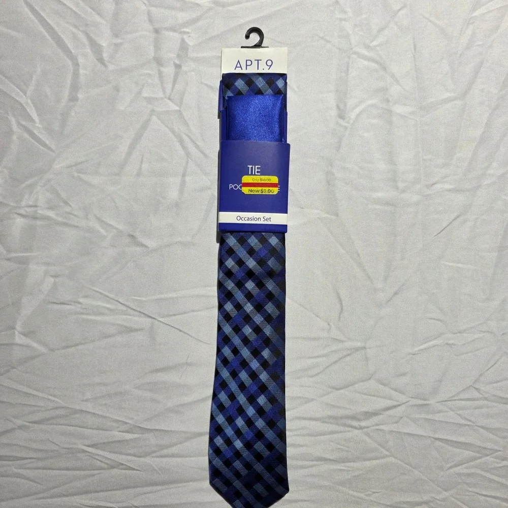 Apt. 9 Mens Tie and Pocket Square Set Blue Black Oswald Check Occasion Set NWT